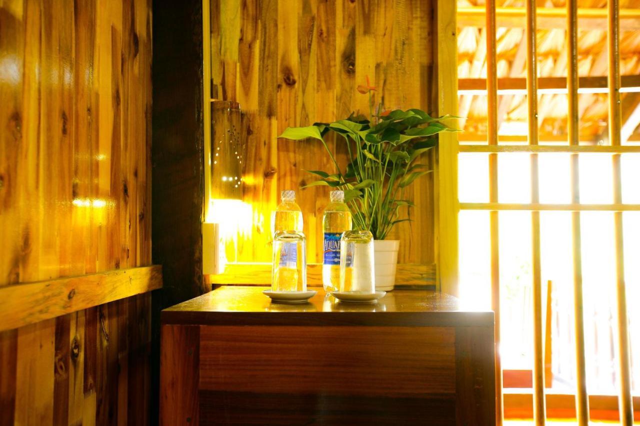 Ba Be Jungle Houses Luaran gambar